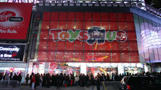 Toys-r-Us-Bankrupt