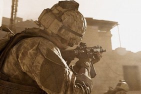 Call of Duty Modern Warfare allows reloading while aiming down sights