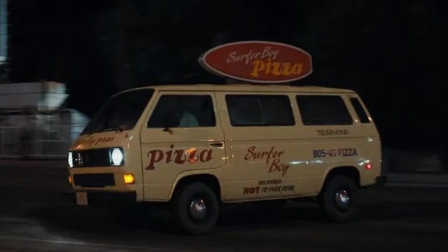 Stranger Things Surfer Boy Pizza