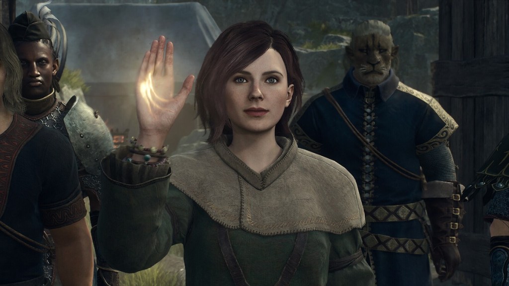 Dragon's Dogma 2: a woman Pawn holds up her hand that's glowing.