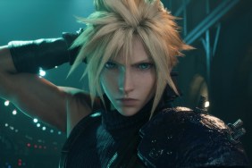 Final Fantasy 7: a close-up of Cloud Strife about to reach for their sword.